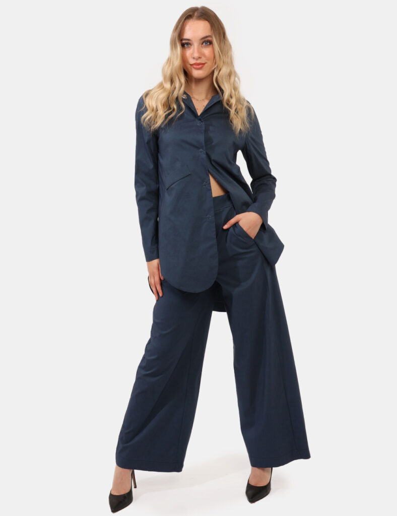 Pantaloni Rue De Clerie Blu - Pantaloni eleganti e leggeri con tasche a taglio trasversale in total blu denim. La vestibilit
