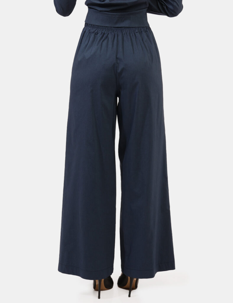 Pantaloni Rue De Clerie Blu - Pantaloni eleganti e leggeri con tasche a taglio trasversale in total blu denim. La vestibilit