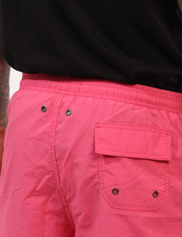 Costume Goha Rosa - Costume modello boxer in total rosa. Presenti tasche a taglio trasversale sul fronte e tasca a toppa sul