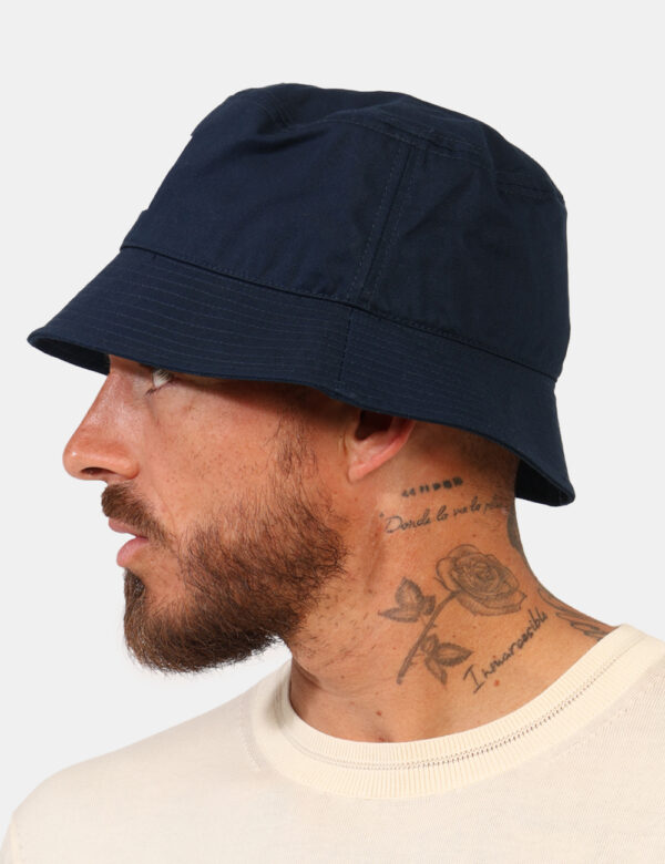 Cappello Tommy Hilfiger Blu - Cod. art. AM0AM12018 SZVi ricordiamo che tutti i nostri articoli sono originali.