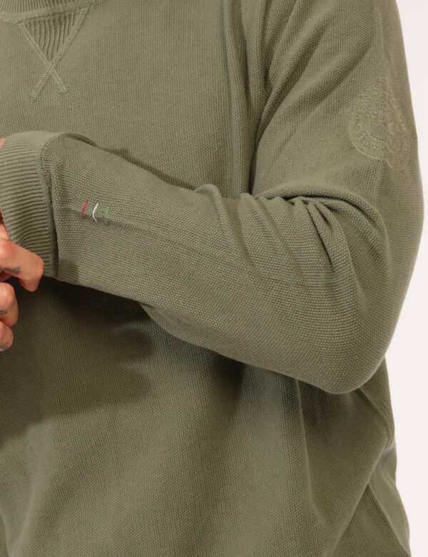 Maglione leggero Aeronautica Italiana Verde - Maglione leggero in total verde militare con trama lavorata. La vestibilità è