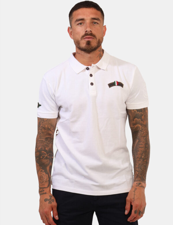 Polo Aeronautica Italiana Bianco - Polo classica in total bianco con patch logo brand e dettagli coordinati. La vestibilità