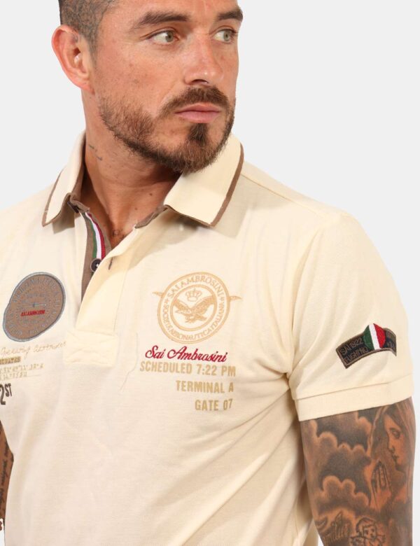 Polo Aeronautica Italiana Panna - Polo classica in total bianco panna con doppio patch logo brand e dettagli coordinati. La