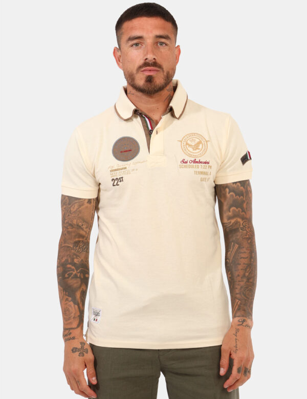 Polo Aeronautica Italiana Panna - Polo classica in total bianco panna con doppio patch logo brand e dettagli coordinati. La