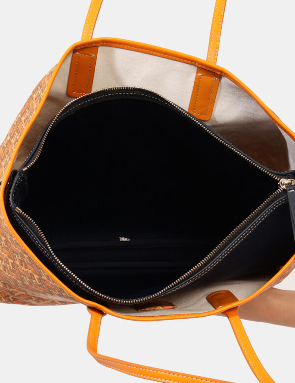 Borsa Tommy Hilfiger Arancione - Cod. art. AW0AW15971 SZVi ricordiamo che tutti i nostri articoli sono originali.