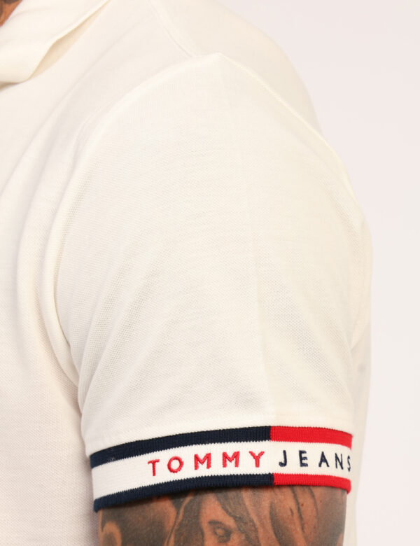 Polo Tommy Hilfiger Bianco - Polo classica in total bianco con logo ricamato ad altezza cuore in blu e rosso richiamato nel