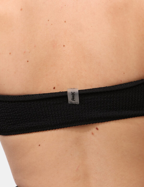 Costume top F**K Nero - Costume modello top a fascia, in total nero con tessuto arricciato e senza spalline. La vestibilità