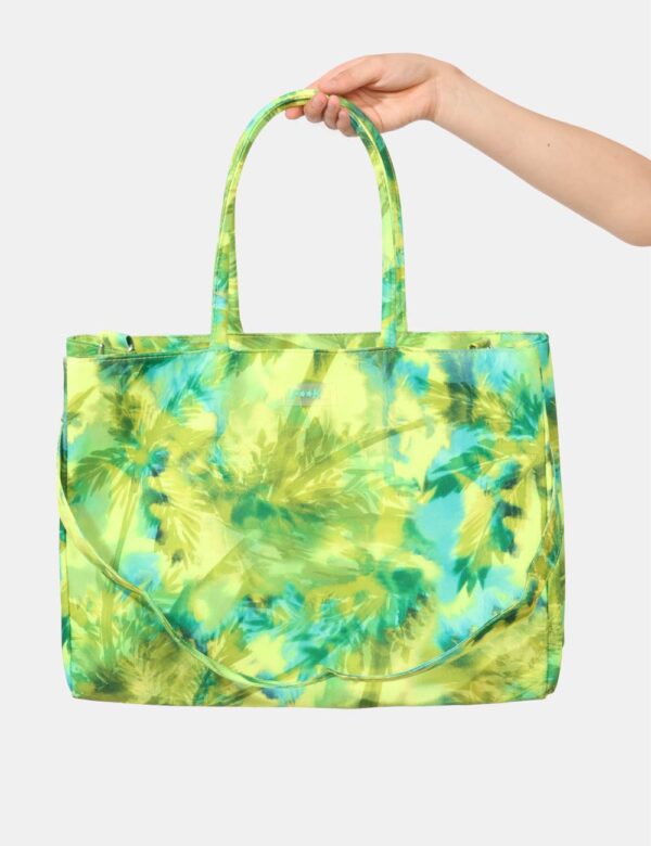 Borsa mare F**K Verde - Borsa mare di grandi dimensioni, su fantasia colorata tendente al verde e con chiusura a coulisse. L