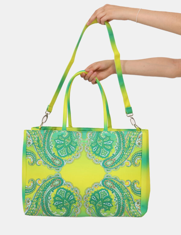 Borsa mare F**K Giallo - Borsa mare di grandi dimensioni, su fantasia colorata gialla e verde, con chiusura a coulisse. L'in