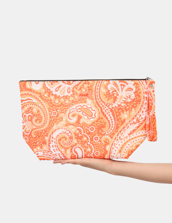 Pochette mare F**K Arancione - Pochette mare di medie dimensioni in fantasia tendente all'arancione. Chiusura affidata a zip