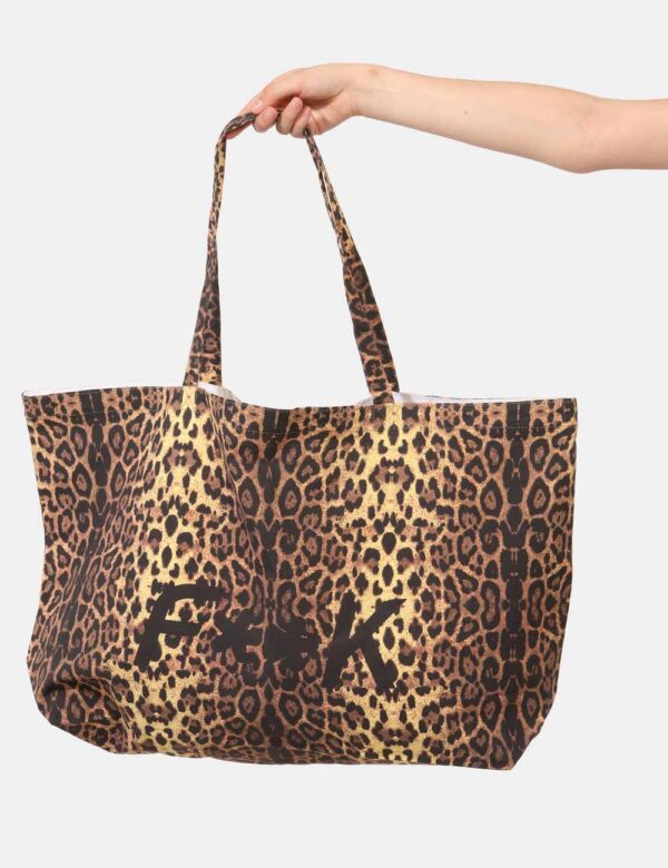 Borsa mare F**K Marrone - Borsa mare di grandi dimensioni, in total tessuto su fantasia animalier e senza chiusura. L'indoss