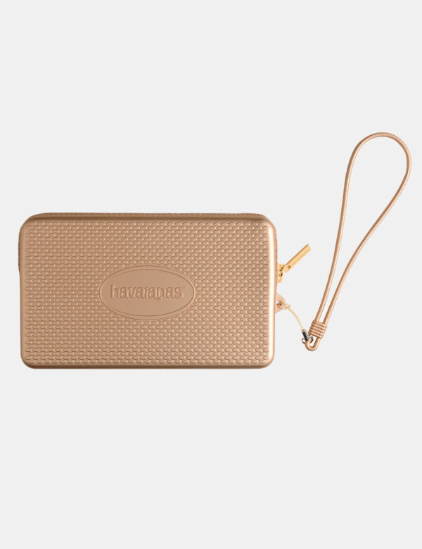 Pochette Havaianas Oro - Cod. art. HAV MINI BAG PLUS CMET OZVi ricordiamo che tutti i nostri articoli sono originali.
