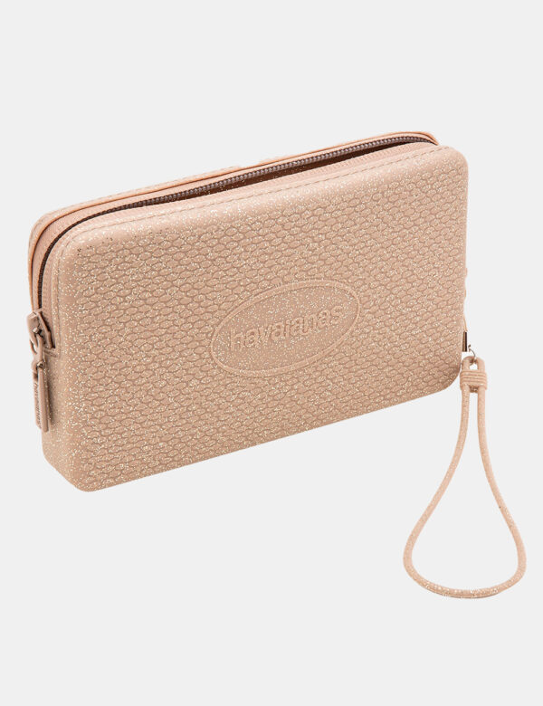 Pochette Havaianas Oro - Cod. art. HAV MINI BAG PLUS GLITTER OZVi ricordiamo che tutti i nostri articoli sono originali.