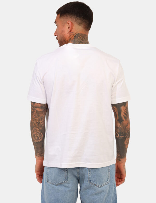 T-shirt Calvin Klein Bianco - T-shirt classica su base bianca con stampa logo brand coordinata. La vestibilità è morbida e r