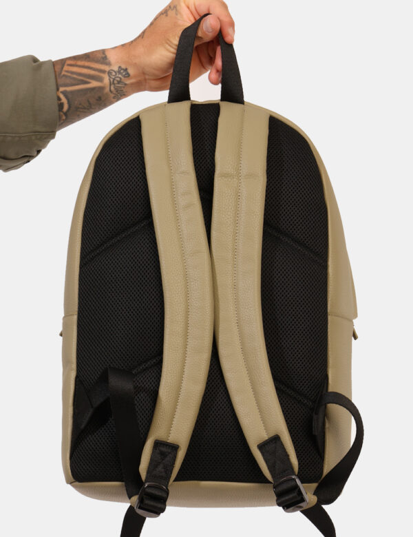 Zaino Calvin Klein Verde - Cod. art. K50K511595 SZVi ricordiamo che tutti i nostri articoli sono originali.