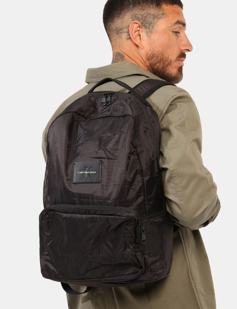 Zaino Calvin Klein Nero - Cod. art. K50K511720 SZVi ricordiamo che tutti i nostri articoli sono originali.