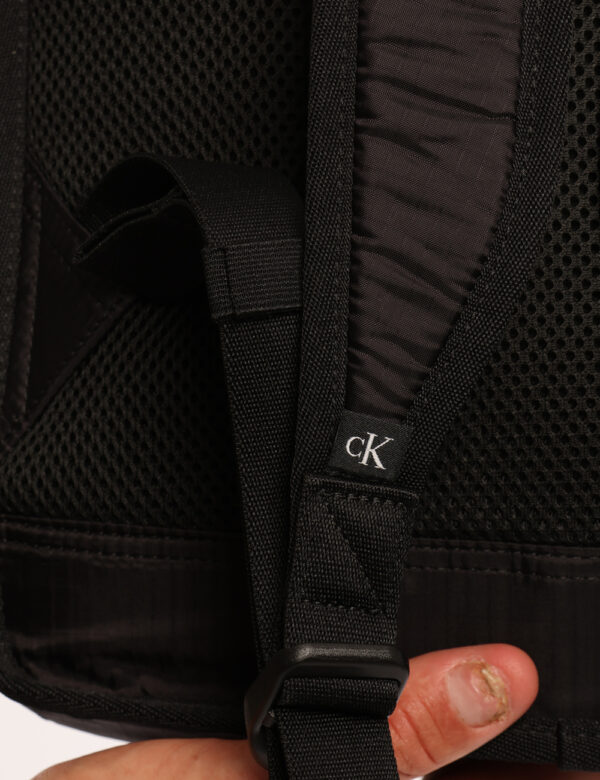 Zaino Calvin Klein Nero - Cod. art. K50K511721 SZVi ricordiamo che tutti i nostri articoli sono originali.