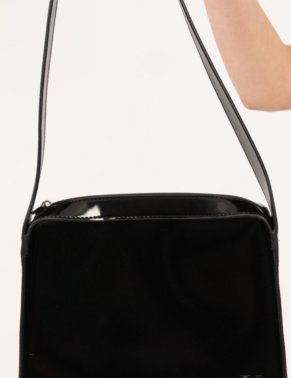 Borsa Calvin Klein Nero - Cod. art. K60K611819 SZVi ricordiamo che tutti i nostri articoli sono originali.