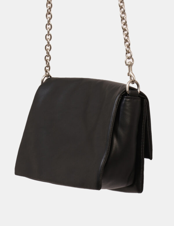 Borsa Calvin Klein Nero - Cod. art. K60K611947 SZVi ricordiamo che tutti i nostri articoli sono originali.
