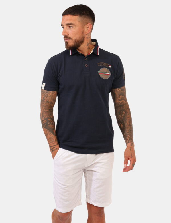 Bermuda Concept83 Bianco - Bermuda in tessuto leggero, total bianco con tasche a taglio trasversale, con tasca a toppa sul r