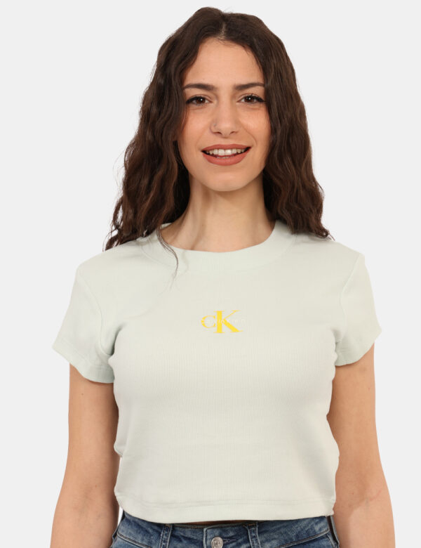 T-shirt Calvin Klein Verde - Cod. art. LV047AB802 OZVi ricordiamo che tutti i nostri articoli sono originali.