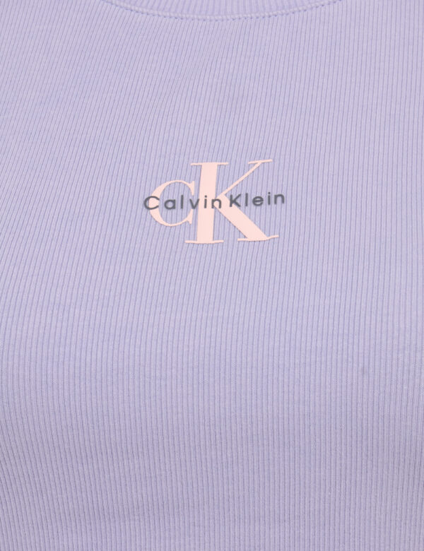 T-shirt Calvin Klein Viola - Cod. art. LV047AB802 OZVi ricordiamo che tutti i nostri articoli sono originali.
