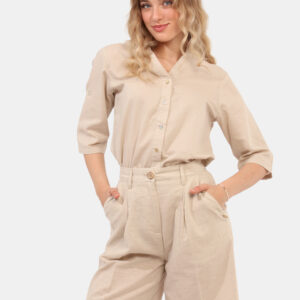 Shorts Yes Zee Beige - Shorts altezza ginocchio, in total beige con tasche a taglio trasversale. La vestibilità è morbida e