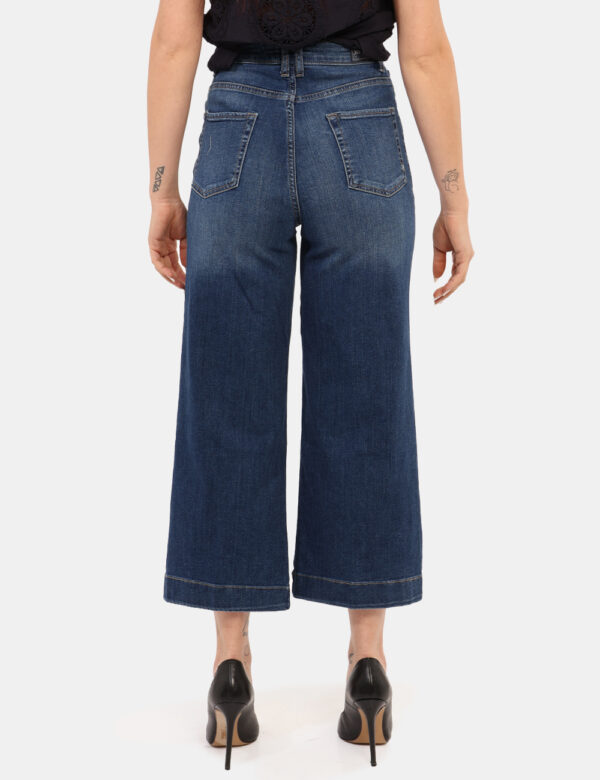 Jeans Yes Zee Jeans - Jeans a zampa in total blu denim dark, con dettagli dorati. Presenti tasche sagomate sul fronte e tasc