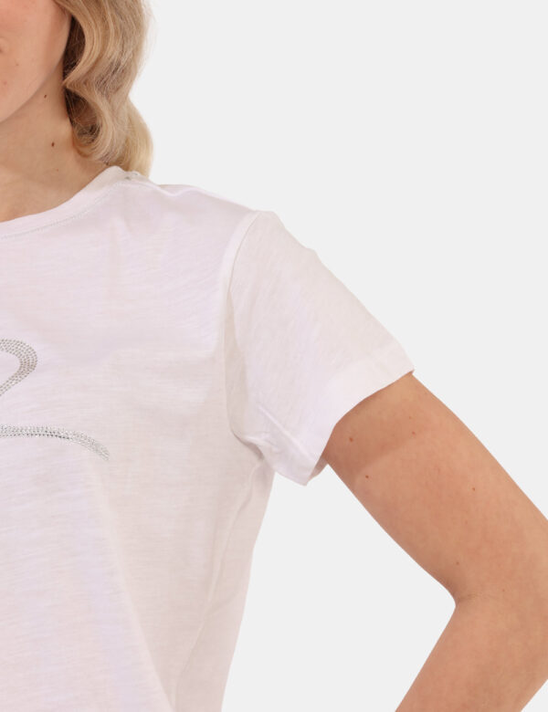 T-shirt Yes Zee Bianco - T-shirt classica in total bianco con stampa logo brand in glitter argento coordinata al girocollo.