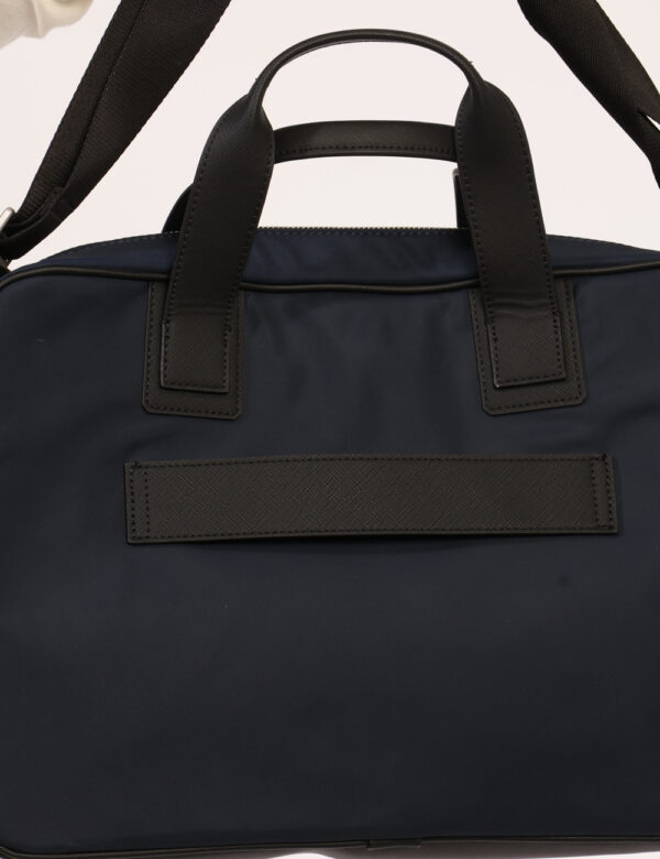 Borsa porta documenti Tommy Hilfiger Blu - Cod. art. XM0XM02914 SZVi ricordiamo che tutti i nostri articoli sono originali.