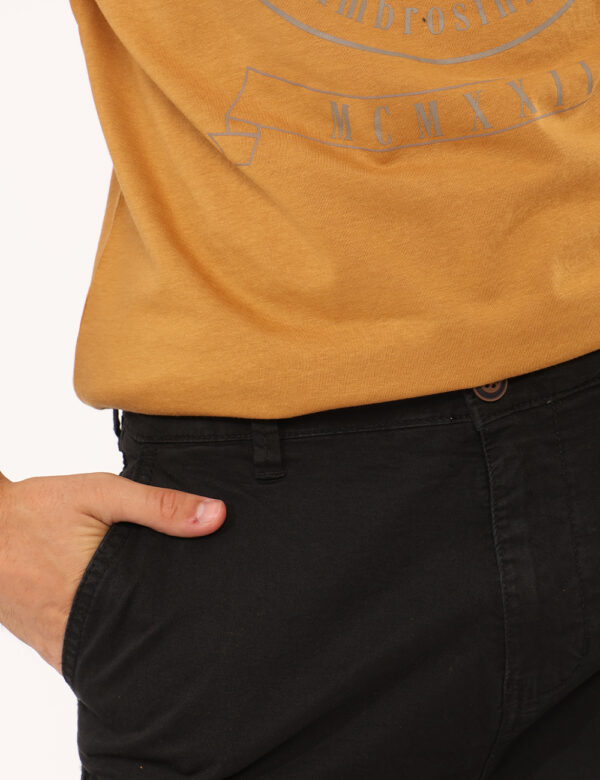 ARE4BR033549U-SZ_BLACK_PE25