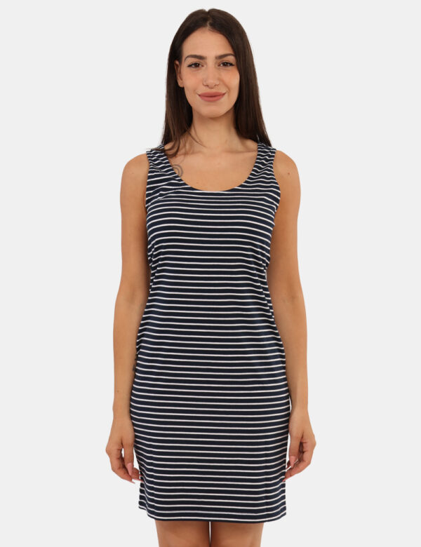 Vestito Ake Blu - Abito corto rigato in bianco e blu navy, con spalline e girocollo classico. Il vestito è adatto per occasi