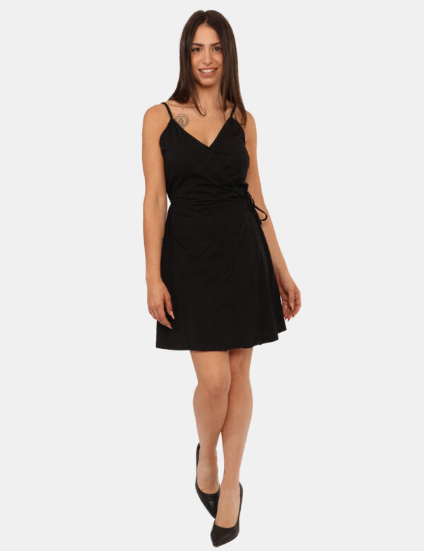F900XBE7859-SZ_NERO_PE25