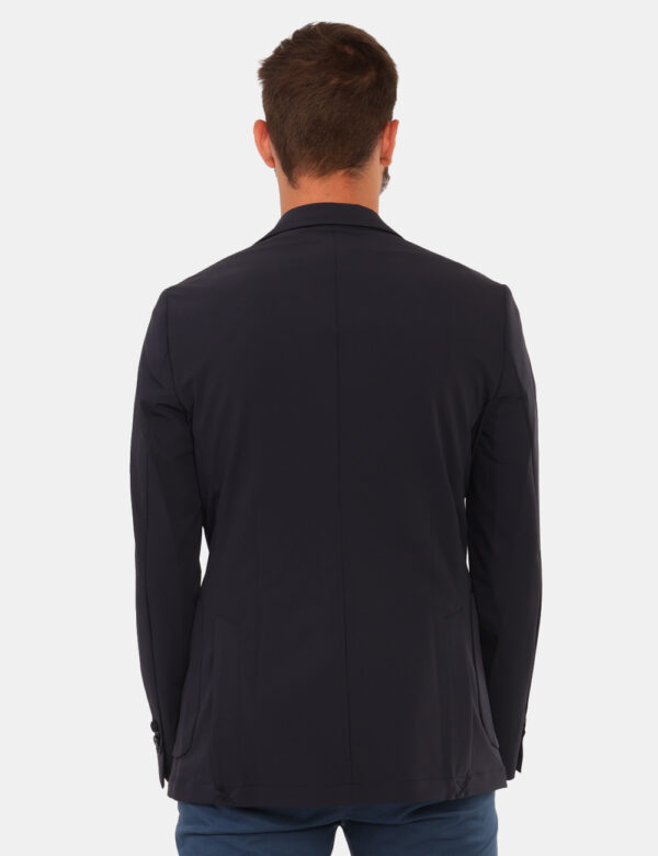 Giacca Sseinse Blu - Giacca classica in total blu navy con tasche fake più taschino a toppa. La vestibilità è morbida e prat