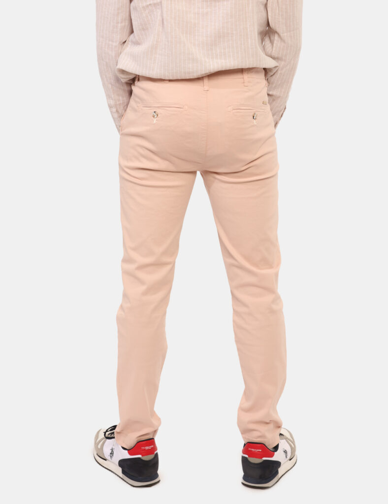 Pantaloni Sseinse Rosa - Pantaloni in total rosa chiaro con tasche a taglio trasversale e tasche a taglio sul retro. La vest