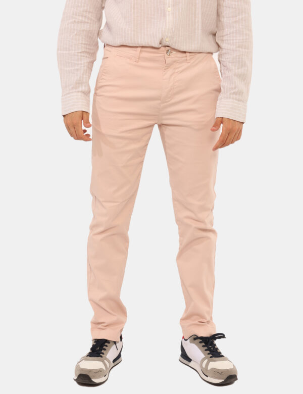 Pantaloni Sseinse Rosa - Pantaloni in total rosa chiaro con tasche a taglio trasversale e tasche a taglio sul retro. La vest