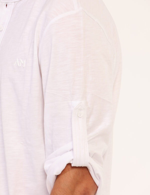 Maglia Antony Morato Bianco - Maglia leggera a maniche lunghe con bottone per raccoglierle, in total bianco, più logo brand