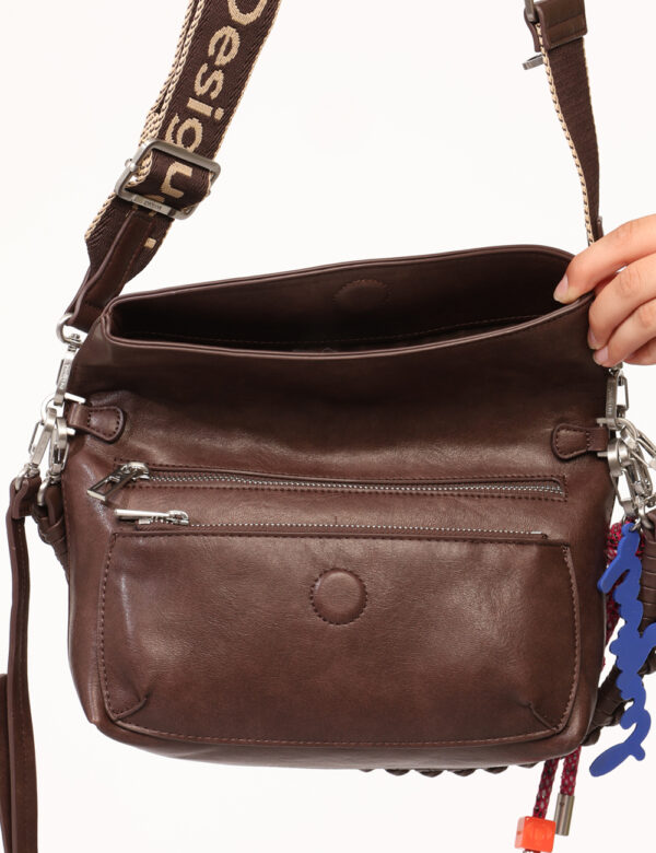 Borsa Desigual Marrone - Originale borsa a tracolla pieghevole, in total marrone con logo brand sagomato, più taschine ester