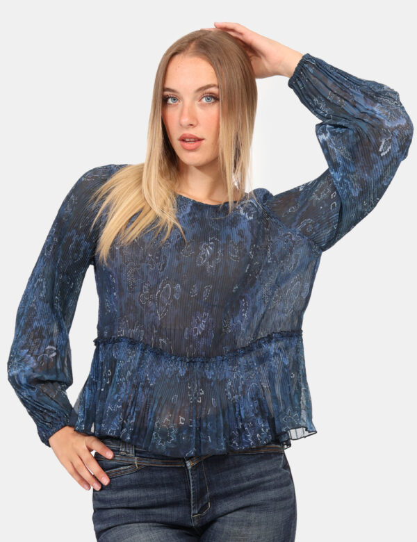 Blusa Desigual Blu - Blusa a maniche lunghe, leggera e trasparente, su tessuto pieghettato e con trama tendente al blu. La v