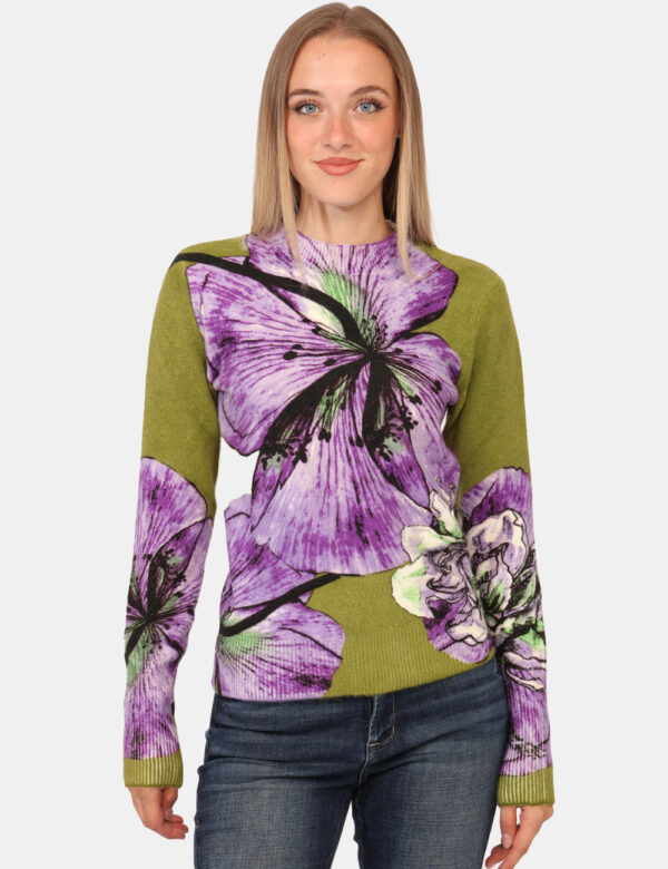 Maglione Desigual Verde - Maglione invernale super colorato, in fantasia tendente al verde e viola. La vestibilità è morbida