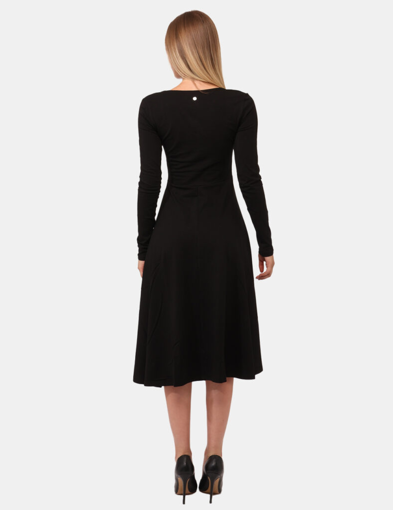 Vestito Desigual Nero - Vestito lungo con maniche lunghe, girocollo classico, su base nera con stampa gialla. La vestibilità