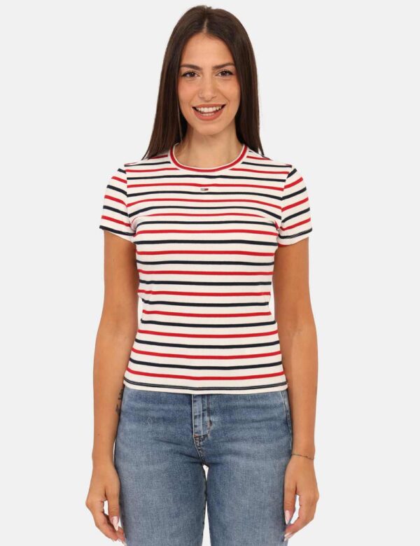 T-shirt Tommy Hilfiger Bianco - T-shirt in maglina su bianca rigata in blu e rosso. La vestibilità è morbida e regolare. La