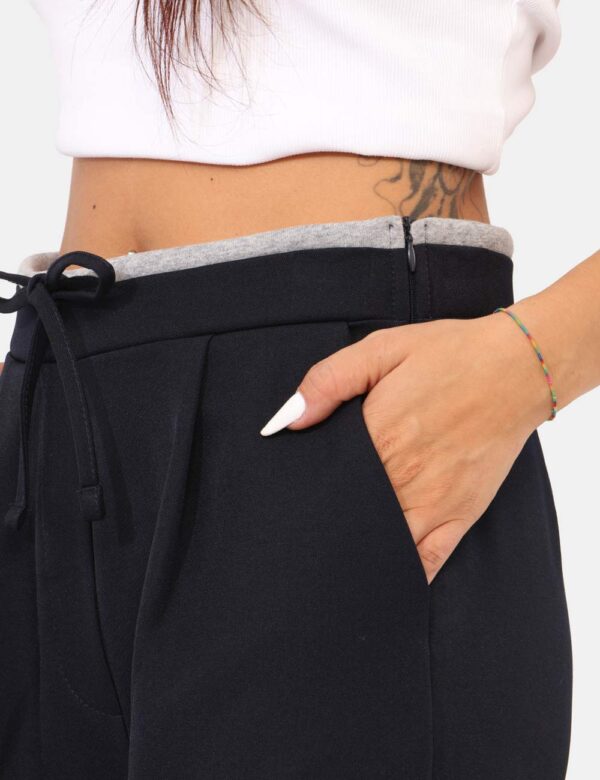 Pantaloni Rue De Clerie Blu - Pantaloni morbidi in total blu navy, con tasche a taglio trasversale ed elastico in girovita g