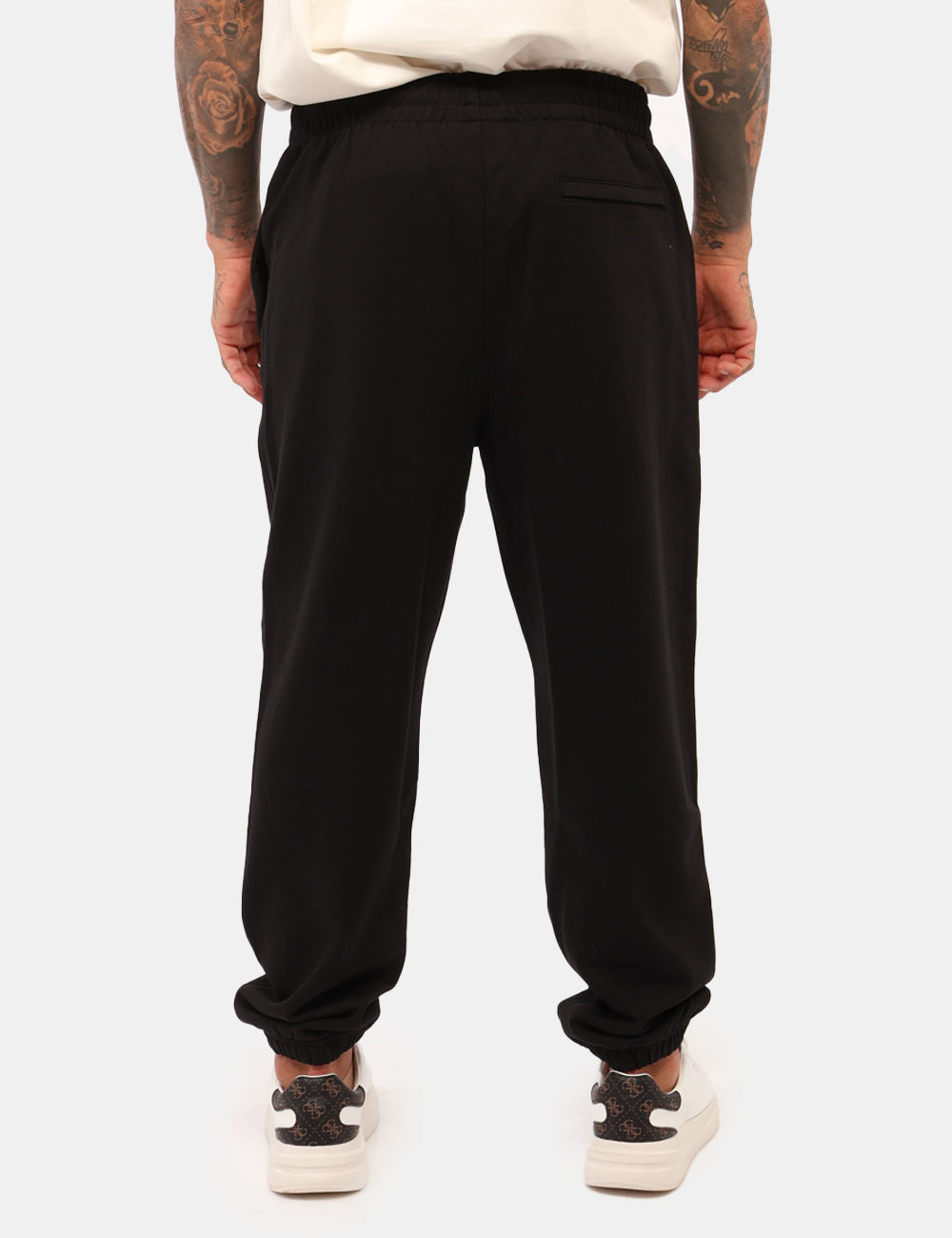 LV04RC294G-OA_UB1_AI25_2 Pantaloni Calvin Klein Nero - Pantaloni tuta in total nero con piccola stampa logo brand bianco e tasche a taglio trasversal