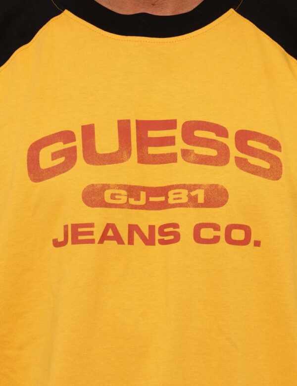T-shirt Guess Nero Taglia L - L’articolo appartiene al campionario esclusivo di stagione: pezzo unico.Cod. art. M5BI35K8FQ4