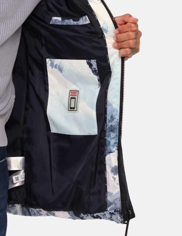 Piumino Guess Azzurro Taglia L - L’articolo appartiene al campionario esclusivo di stagione: pezzo unico.Cod. art. M5BL0OW32