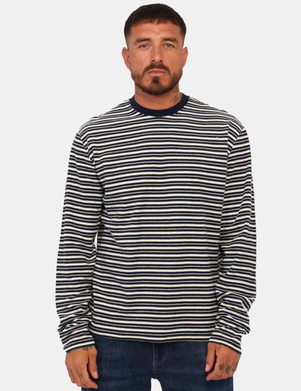 T shirt Guess Blu Taglia L - L’articolo appartiene al campionario esclusivo di stagione: pezzo unico.Cod. art. M5BP44K9030 P