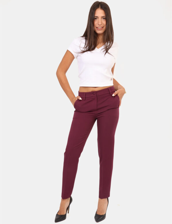 Pantaloni Materica Viola - Pantaloni palazzo eleganti, in total Viola prugna, con tasche a taglio trasversale e tasche fake