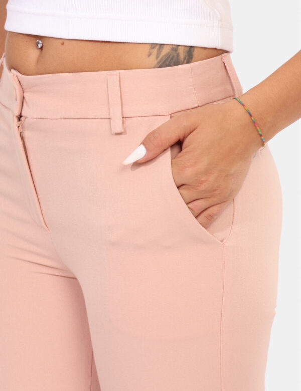 Pantaloni Materica Rosa - Pantaloni palazzo eleganti, in total rosa antico, con tasche a taglio trasversale e tasche fake su