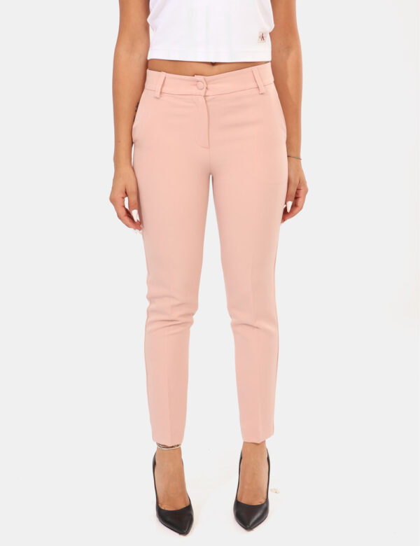 Pantaloni Materica Rosa - Pantaloni palazzo eleganti, in total rosa antico, con tasche a taglio trasversale e tasche fake su
